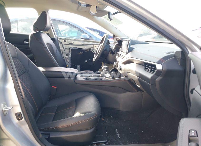 Photo 5 of 2019 Nissan Altima 2.5 SR (VIN 1N4BL4CV8KC255372)