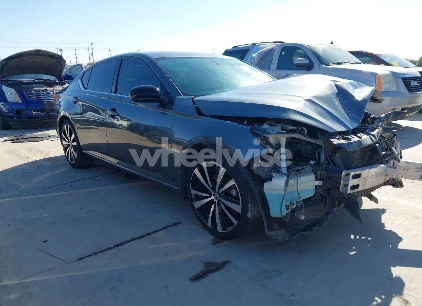 2019 Nissan Altima 2.5 SR (VIN 1N4BL4CV8KN314988) main photo
