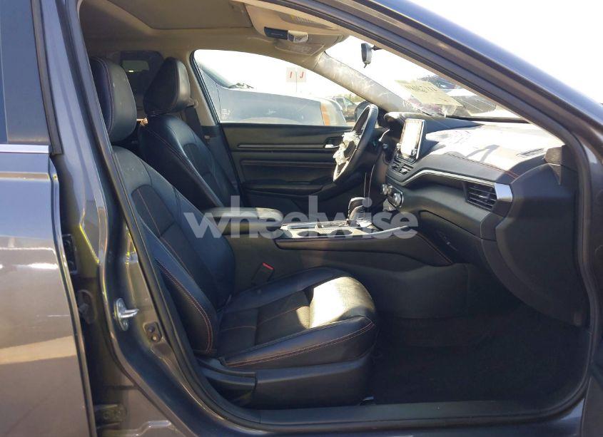 Photo 5 of 2019 Nissan Altima 2.5 SR (VIN 1N4BL4CV8KN314988)