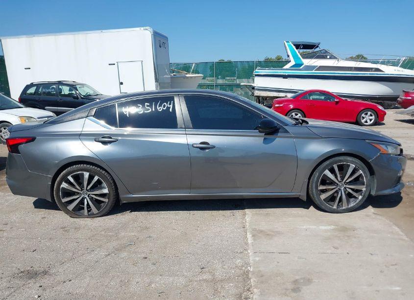 Photo 13 of 2019 Nissan Altima 2.5 SR (VIN 1N4BL4CV8KN325991)