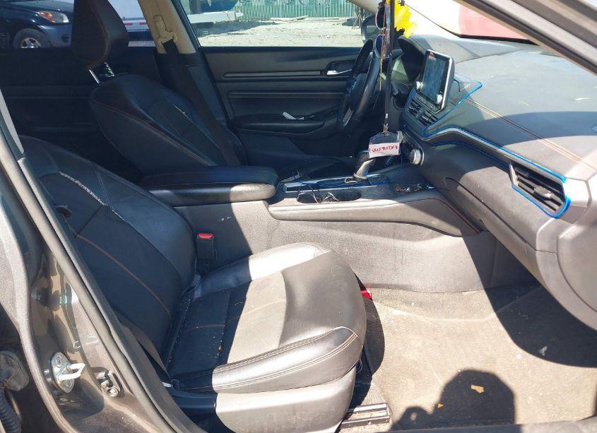 Photo 5 of 2019 Nissan Altima 2.5 SR (VIN 1N4BL4CV8KN325991)