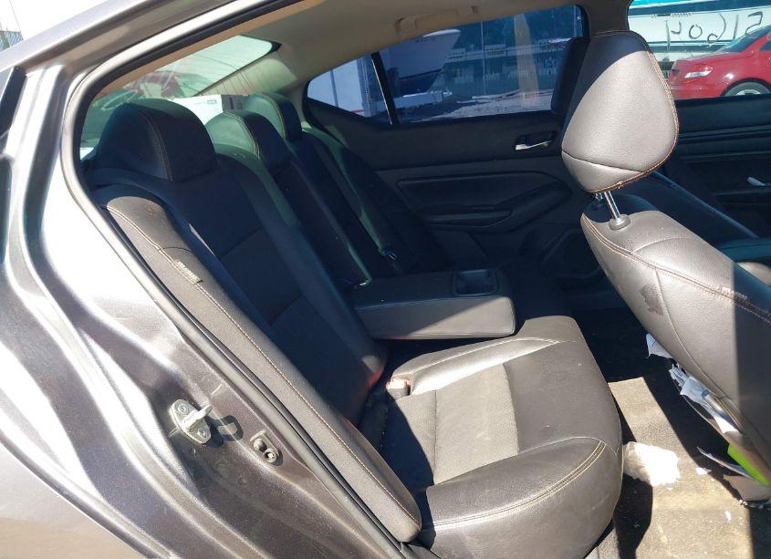 Photo 8 of 2019 Nissan Altima 2.5 SR (VIN 1N4BL4CV8KN325991)