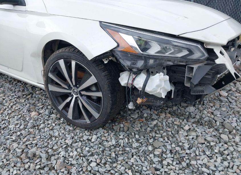 Photo 21 of 2020 Nissan Altima SR FWD (VIN 1N4BL4CV8LC211664)