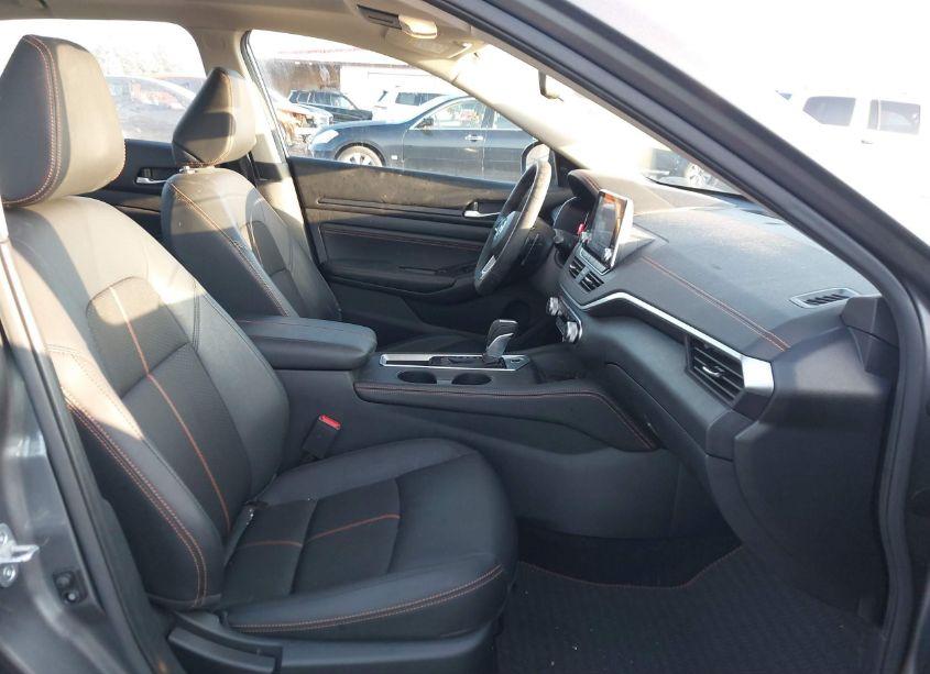 Photo 5 of 2020 Nissan Altima SR FWD (VIN 1N4BL4CV8LC266227)