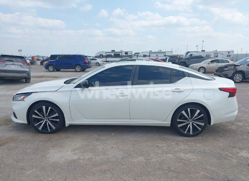Photo 14 of 2020 Nissan Altima SR FWD (VIN 1N4BL4CV8LC275140)