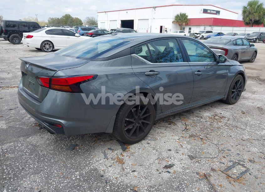 Photo 4 of 2020 Nissan Altima SR FWD (VIN 1N4BL4CV8LN319108)