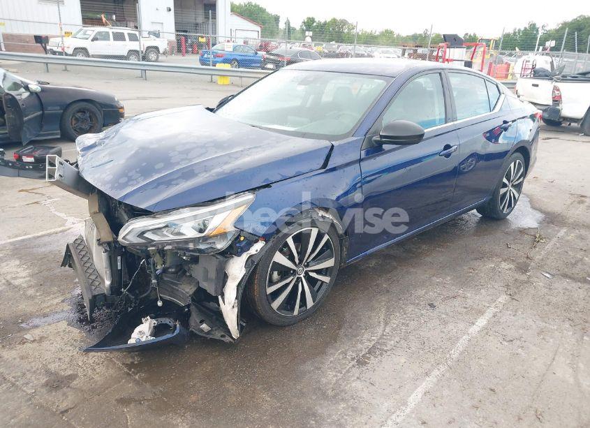 Photo 2 of 2021 Nissan Altima SR FWD (VIN 1N4BL4CV8MN313360)