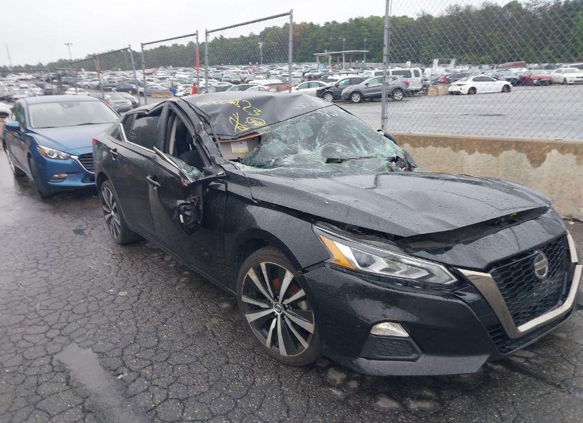 2021 Nissan Altima SR FWD (VIN 1N4BL4CV8MN315495) main photo