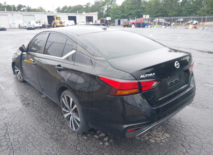 Photo 3 of 2021 Nissan Altima SR FWD (VIN 1N4BL4CV8MN315495)