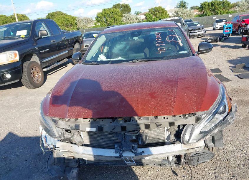 Photo 13 of 2021 Nissan Altima SR FWD (VIN 1N4BL4CV8MN330305)