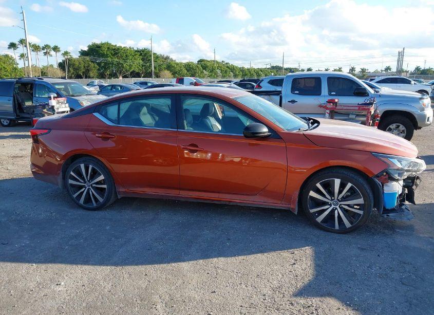 Photo 14 of 2021 Nissan Altima SR FWD (VIN 1N4BL4CV8MN330305)