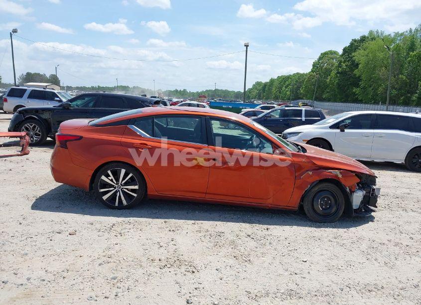Photo 6 of 2021 Nissan Altima SR FWD (VIN 1N4BL4CV8MN378645)