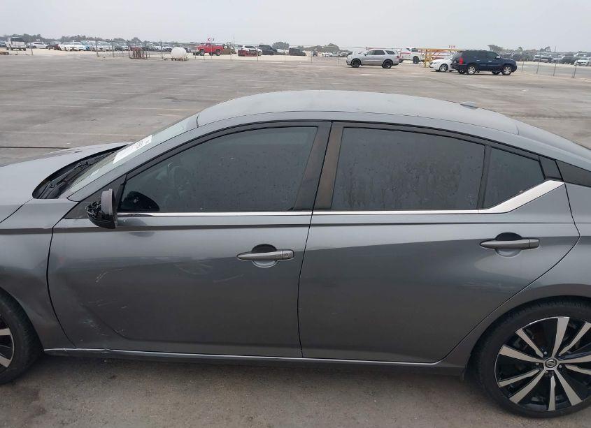 Photo 14 of 2021 Nissan Altima SR FWD (VIN 1N4BL4CV8MN389029)