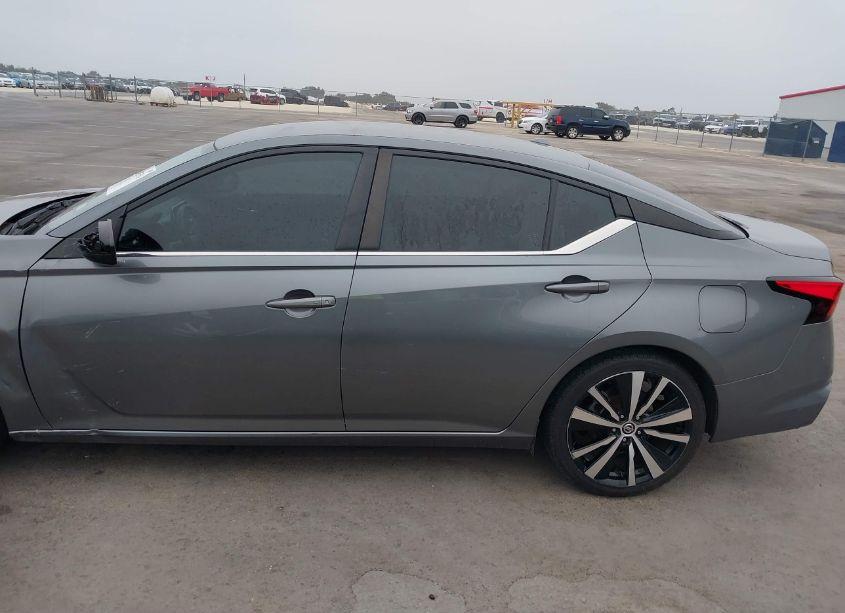 Photo 17 of 2021 Nissan Altima SR FWD (VIN 1N4BL4CV8MN389029)