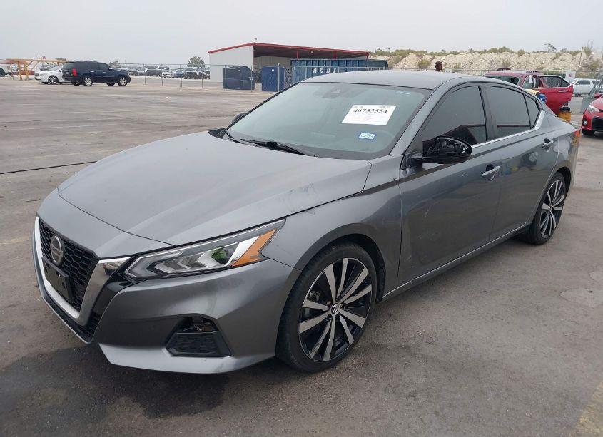 Photo 2 of 2021 Nissan Altima SR FWD (VIN 1N4BL4CV8MN389029)