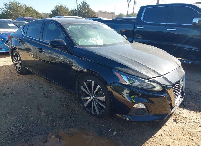 2022 Nissan Altima SR FWD (VIN 1N4BL4CV8NN391185) main photo