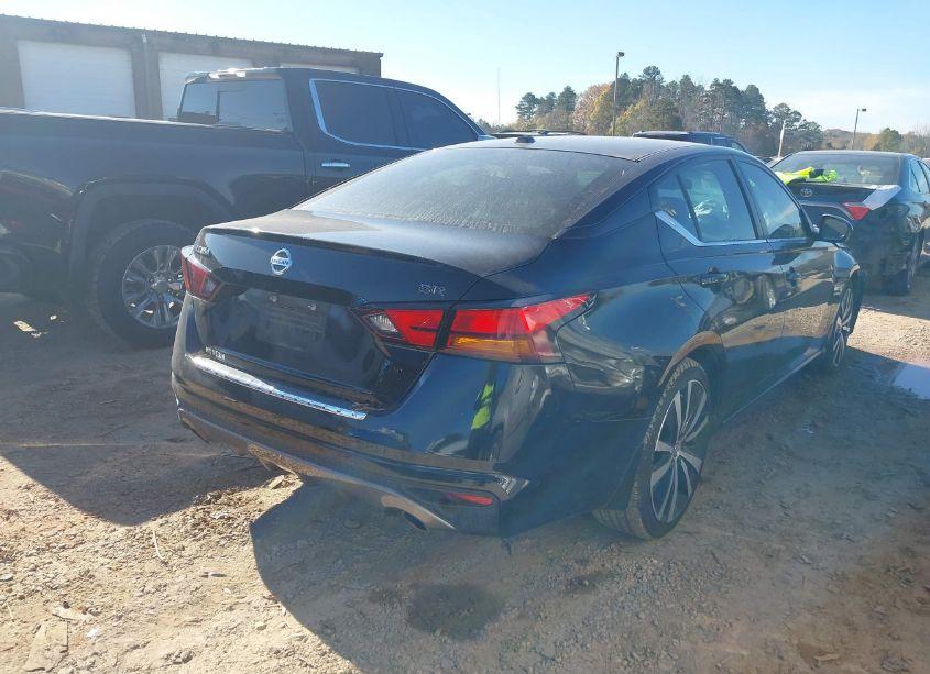 Photo 4 of 2022 Nissan Altima SR FWD (VIN 1N4BL4CV8NN391185)