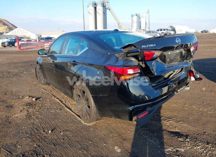 Photo 3 of 2022 Nissan Altima SR FWD (VIN 1N4BL4CV8NN394717)