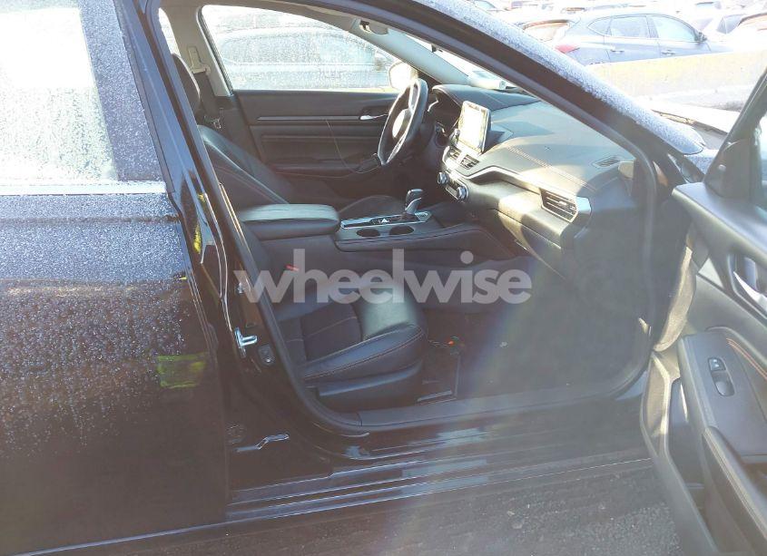 Photo 5 of 2022 Nissan Altima SR FWD (VIN 1N4BL4CV8NN394717)