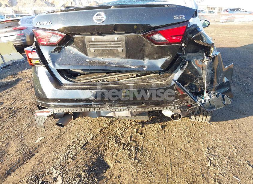 Photo 6 of 2022 Nissan Altima SR FWD (VIN 1N4BL4CV8NN394717)