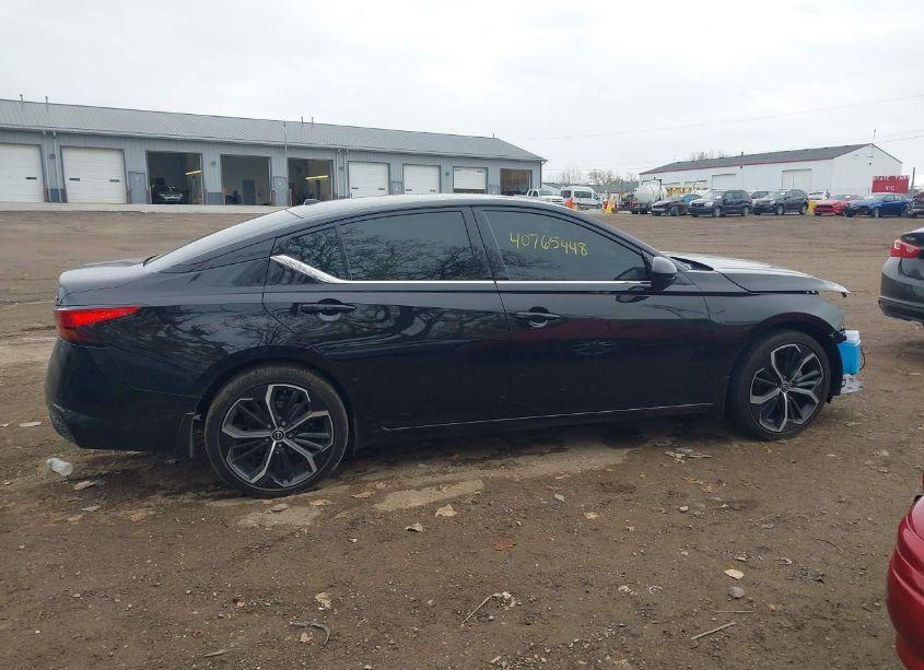 Photo 13 of 2023 Nissan Altima SR FWD (VIN 1N4BL4CV8PN362773)