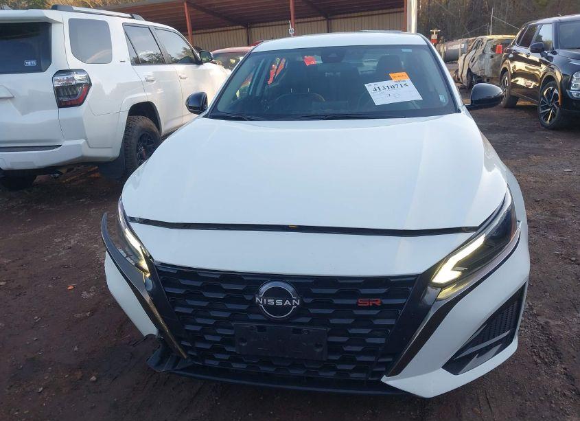 Photo 6 of 2023 Nissan Altima N/A (VIN 1N4BL4CV8PN366970)