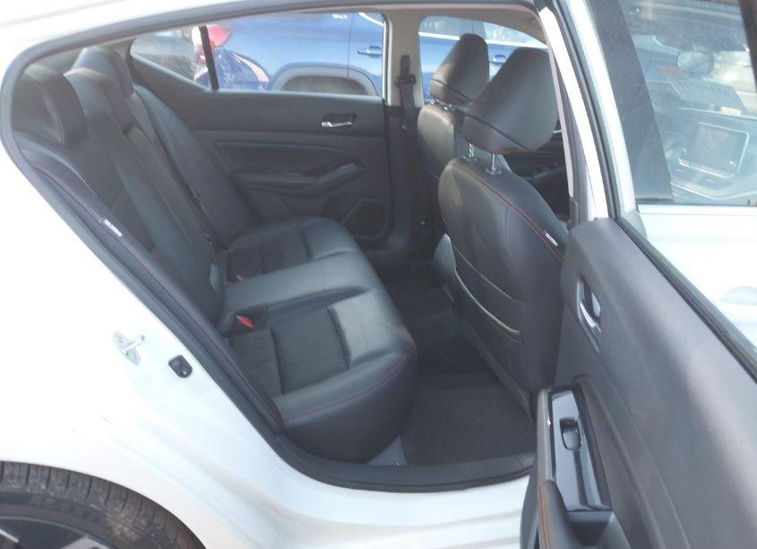 Photo 8 of 2023 Nissan Altima N/A (VIN 1N4BL4CV8PN366970)