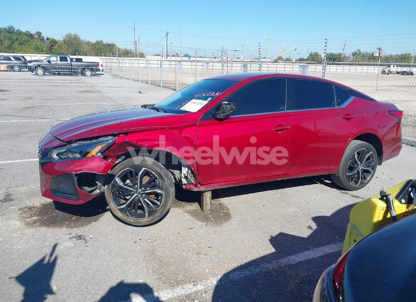 Photo 14 of 2023 Nissan Altima SR FWD (VIN 1N4BL4CV8PN405864)