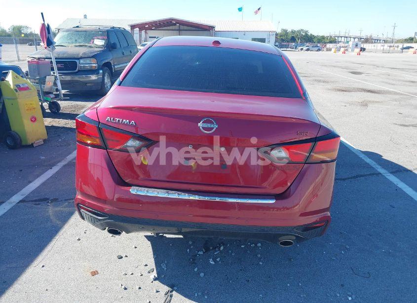 Photo 16 of 2023 Nissan Altima SR FWD (VIN 1N4BL4CV8PN405864)