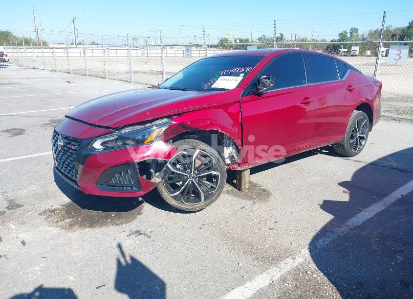 Photo 2 of 2023 Nissan Altima SR FWD (VIN 1N4BL4CV8PN405864)