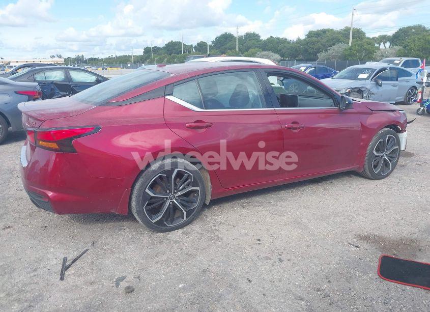 Photo 4 of 2023 Nissan Altima SR FWD (VIN 1N4BL4CV8PN410465)