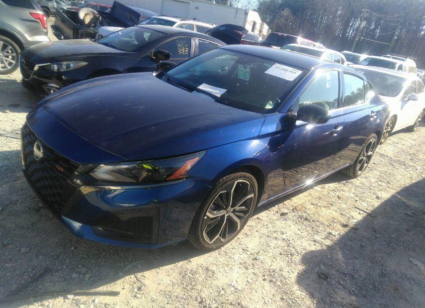 Photo 2 of 2024 Nissan Altima SR FWD (VIN 1N4BL4CV8RN334216)
