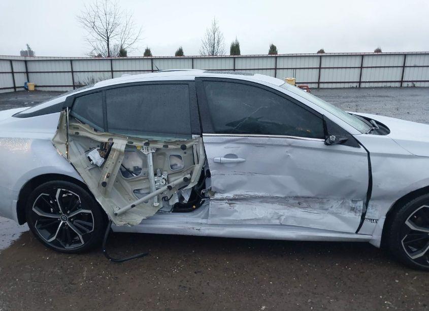 Photo 14 of 2024 Nissan Altima SR FWD (VIN 1N4BL4CV8RN358726)