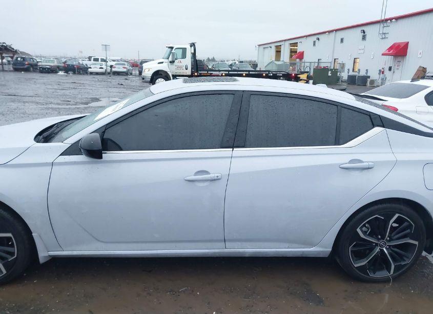 Photo 15 of 2024 Nissan Altima SR FWD (VIN 1N4BL4CV8RN358726)