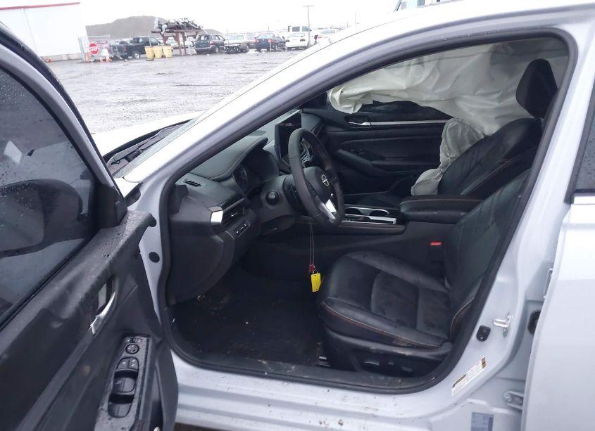 Photo 5 of 2024 Nissan Altima SR FWD (VIN 1N4BL4CV8RN358726)