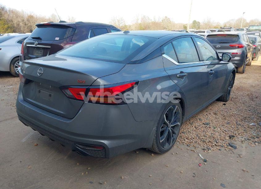 Photo 4 of 2024 Nissan Altima SR FWD (VIN 1N4BL4CV8RN364316)