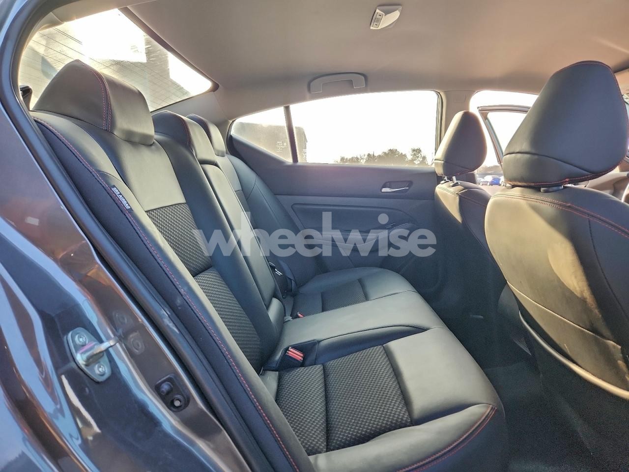 Photo 10 of 2025 NISSAN ALTIMA SR N/A (VIN 1N4BL4CV8SN316059)