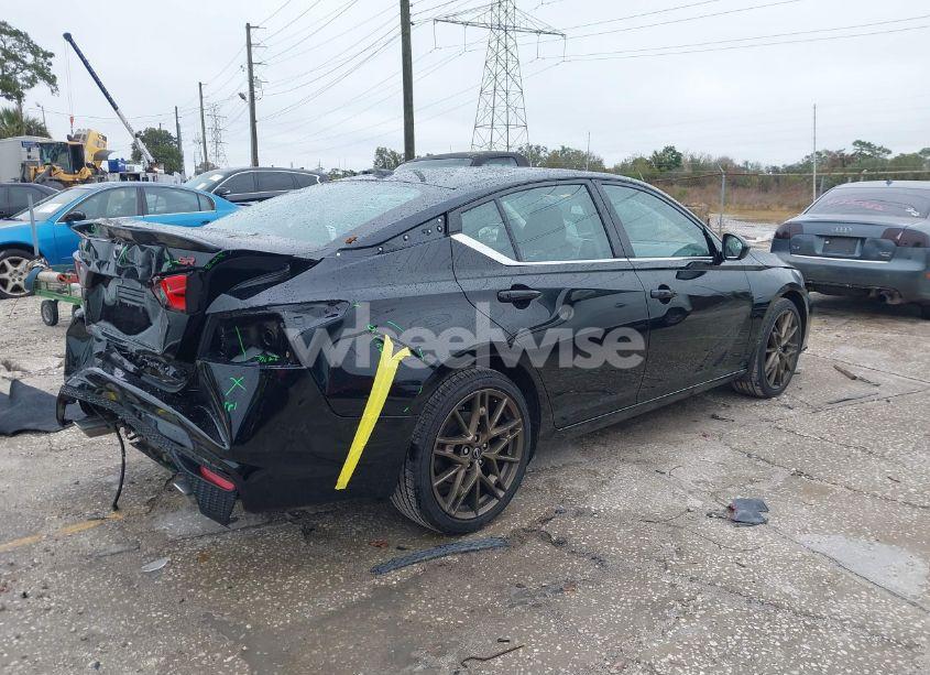 Photo 4 of 2025 Nissan Altima SR FWD (VIN 1N4BL4CV8SN325246)