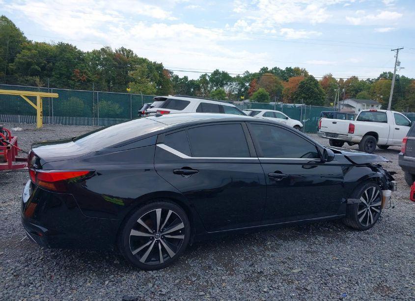 Photo 13 of 2019 Nissan Altima 2.5 SR (VIN 1N4BL4CV9KC105674)