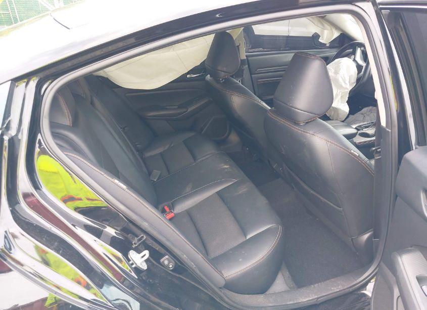 Photo 8 of 2019 Nissan Altima 2.5 SR (VIN 1N4BL4CV9KC105674)