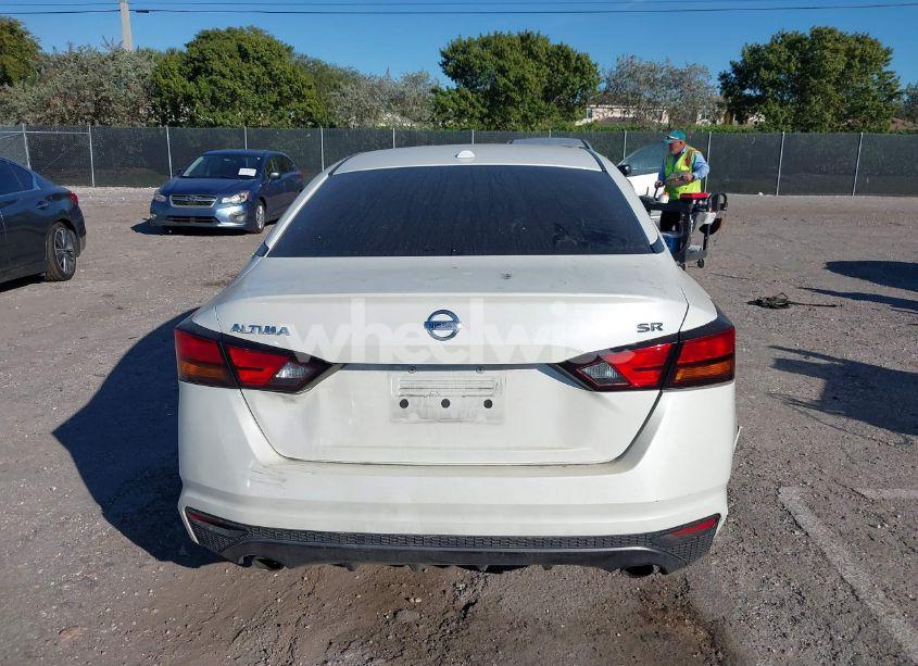 Photo 16 of 2019 Nissan Altima 2.5 SR (VIN 1N4BL4CV9KC187213)