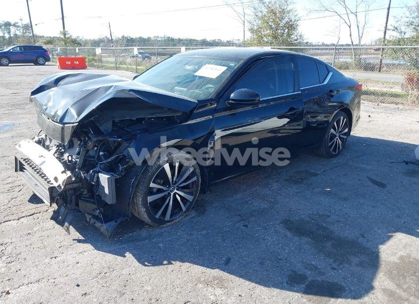 Photo 2 of 2019 Nissan Altima 2.5 SR (VIN 1N4BL4CV9KC189799)