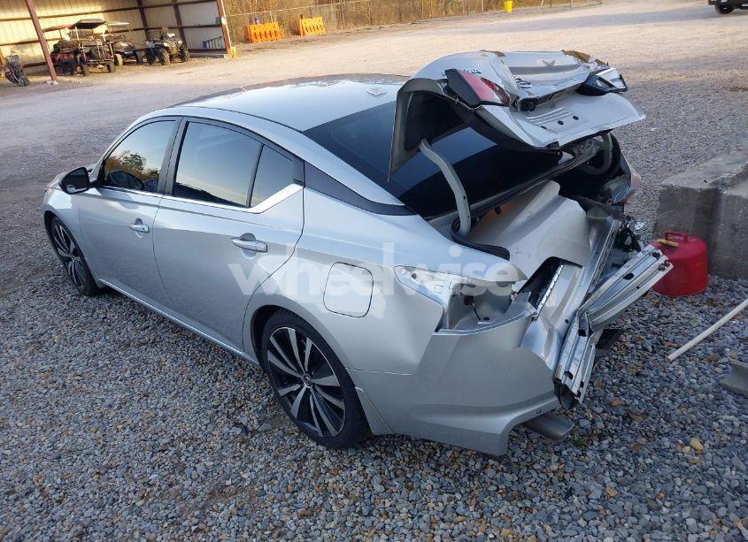 Photo 3 of 2020 Nissan Altima SR FWD (VIN 1N4BL4CV9LC271663)