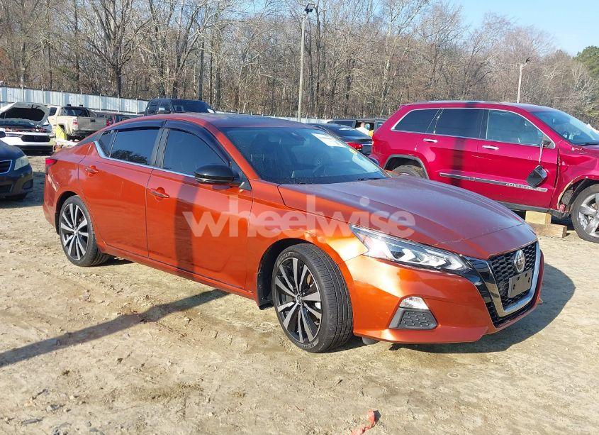 2021 Nissan Altima SR FWD (VIN 1N4BL4CV9MN314288) main photo