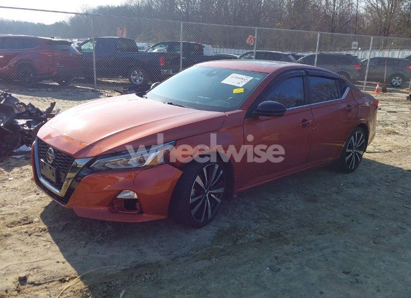 Photo 2 of 2021 Nissan Altima SR FWD (VIN 1N4BL4CV9MN314288)