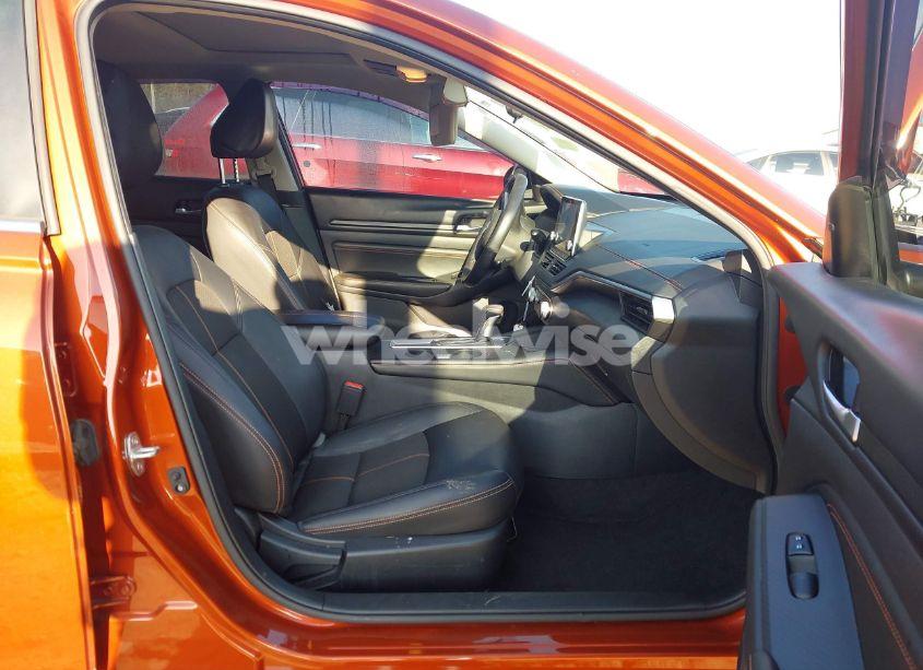 Photo 5 of 2021 Nissan Altima SR FWD (VIN 1N4BL4CV9MN314288)