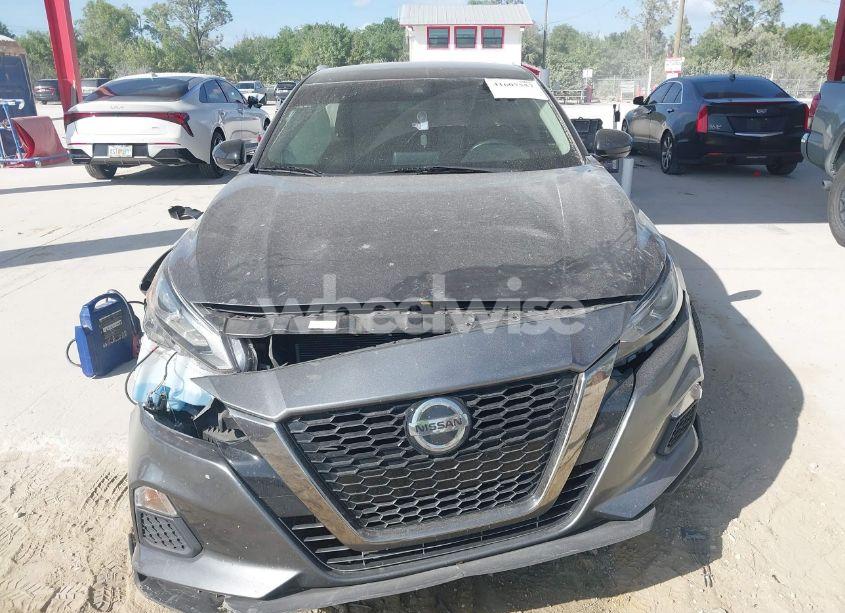 Photo 12 of 2021 Nissan Altima SR FWD (VIN 1N4BL4CV9MN360218)