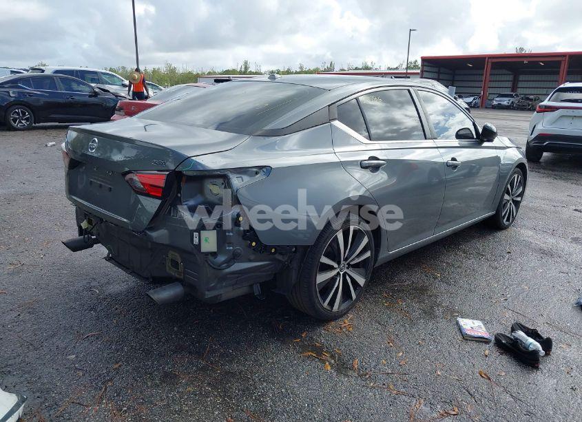 Photo 4 of 2021 Nissan Altima SR FWD (VIN 1N4BL4CV9MN377049)