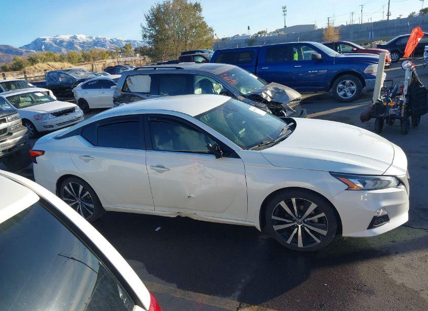 Photo 13 of 2021 Nissan Altima SR FWD (VIN 1N4BL4CV9MN405674)