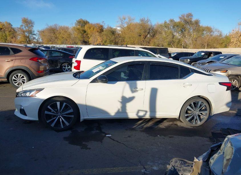 Photo 14 of 2021 Nissan Altima SR FWD (VIN 1N4BL4CV9MN405674)